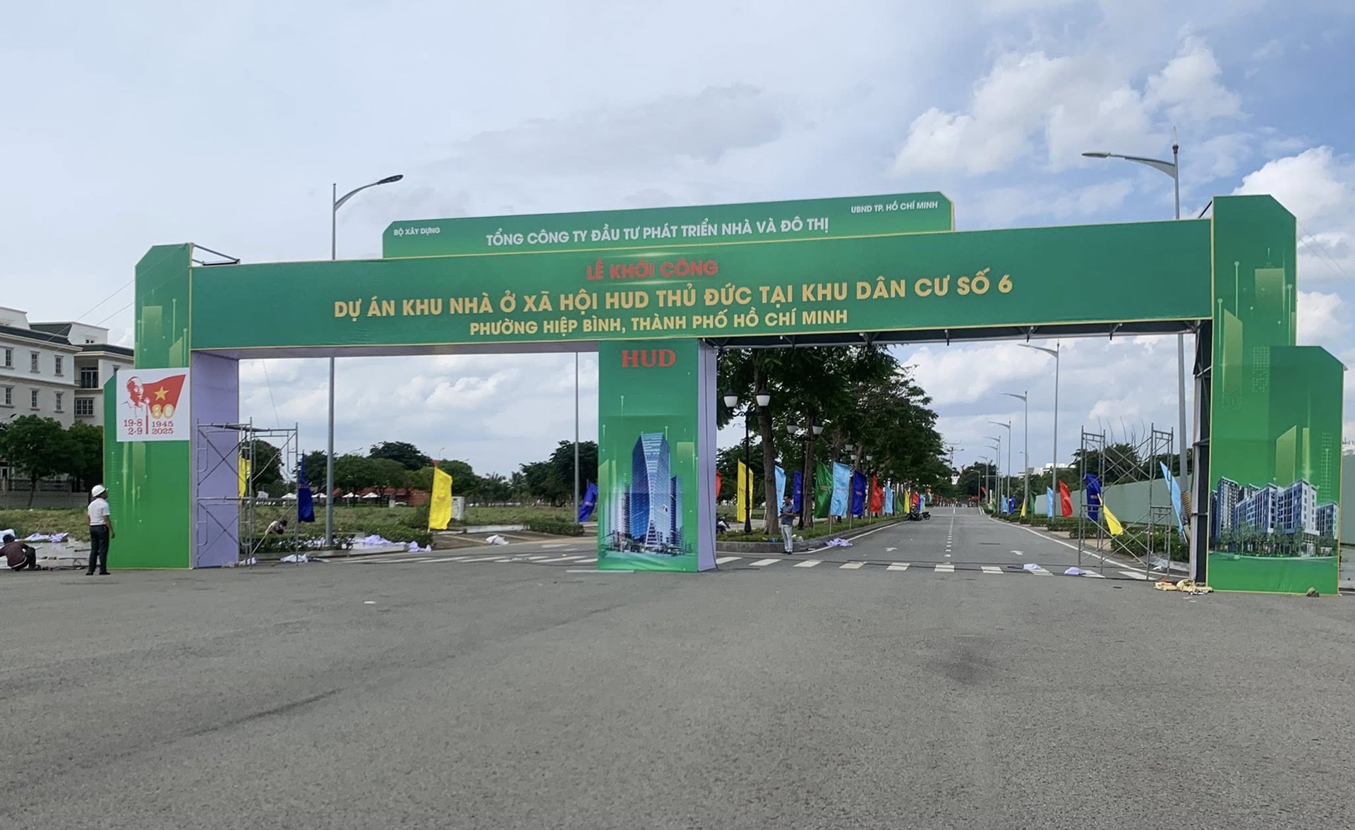 Khoi cong xay dung nha o xa hoi HUD Thu Duc ngay 19.08.2025
