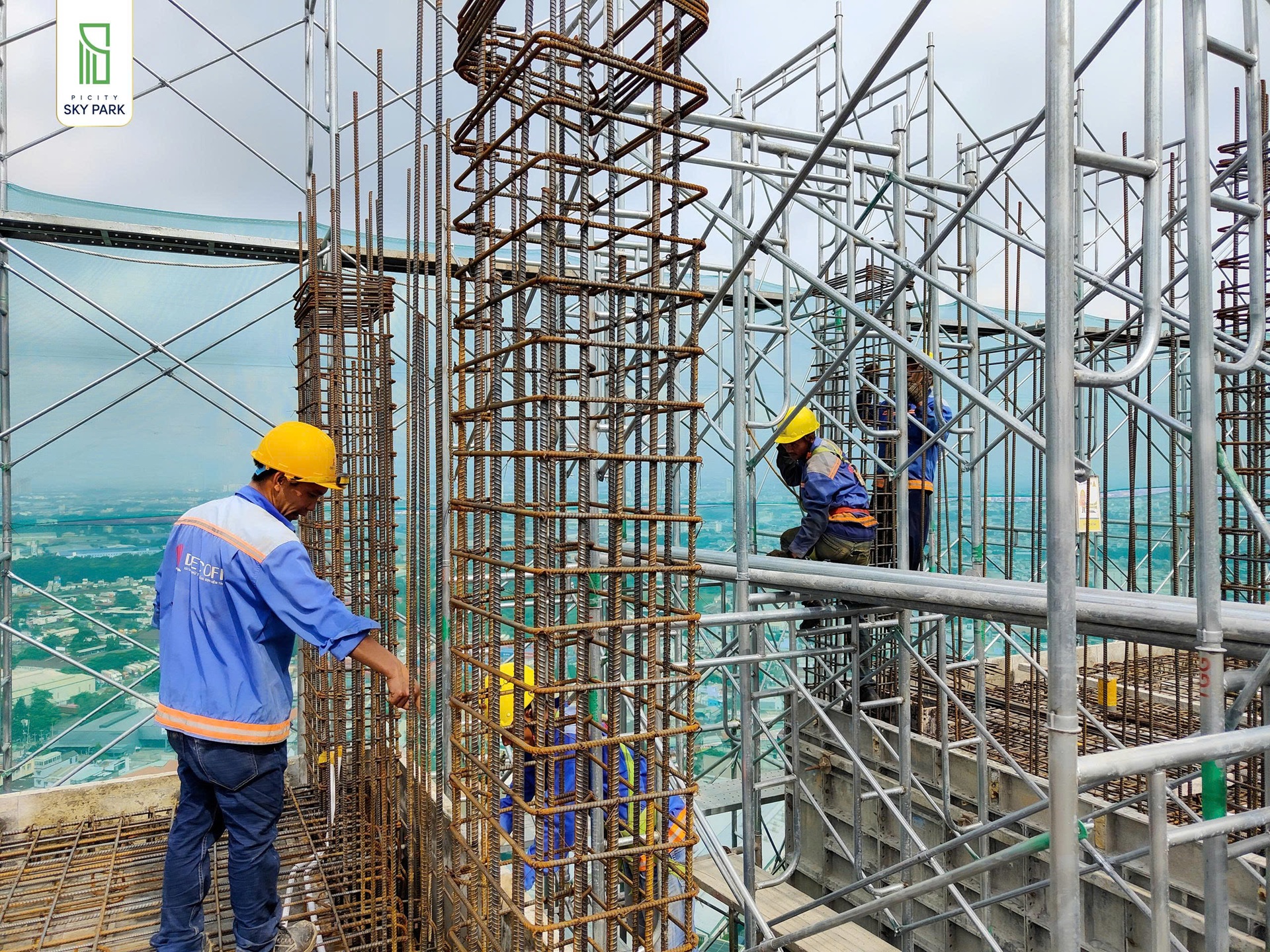 Tiến độ xây dựng Picity Sky Park 11/2025 9 Cap nhat tien do xay dung Picity Sky Park 112025 1