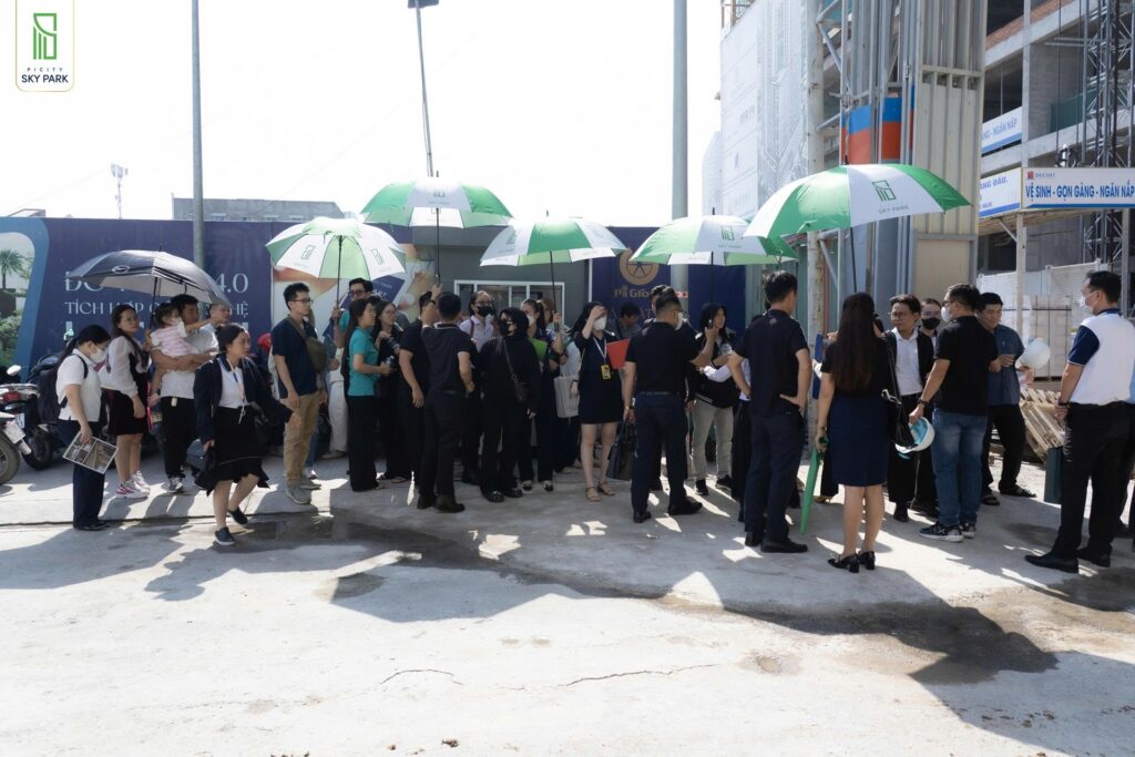 Tham quan căn hộ thực tế Picity Sky Park